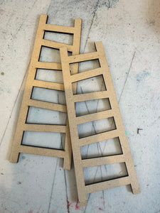 Mini wooden ladder