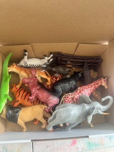 Large box safari animals